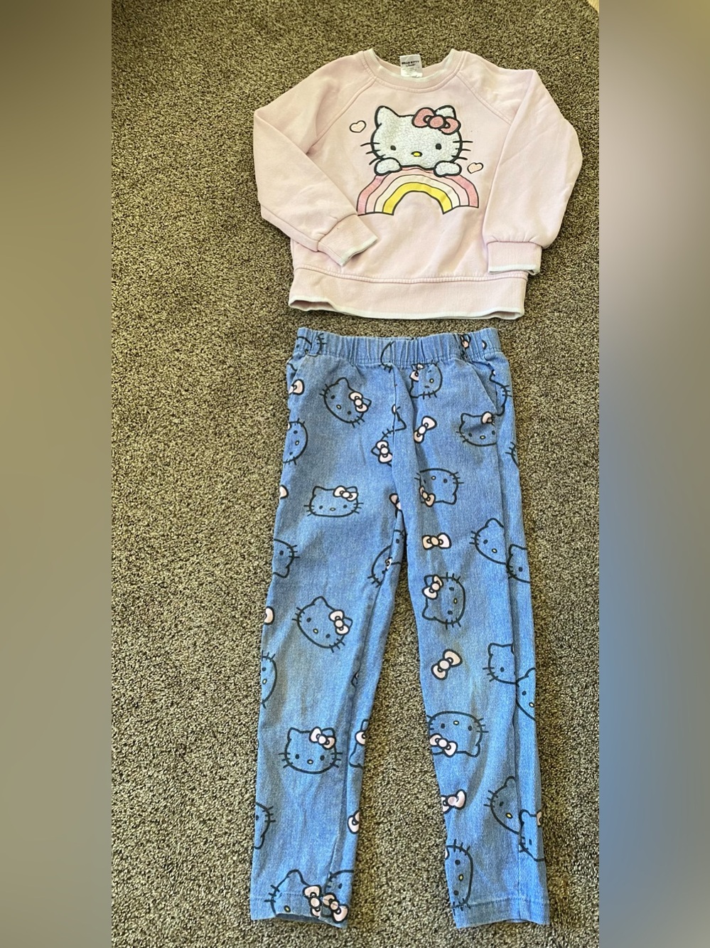 Girl’s Size 6 Hello Kitty Two Piece Outfit